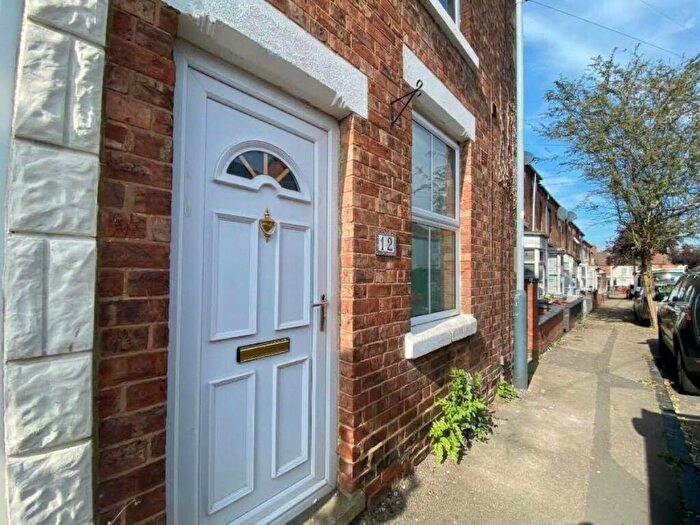 3 Bedroom Terraced House For Sale In Corbett Street, Rugby, CV21