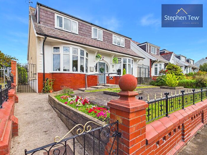 3 Bedroom Bungalow For Sale In Warley Road, Blackpool, FY1