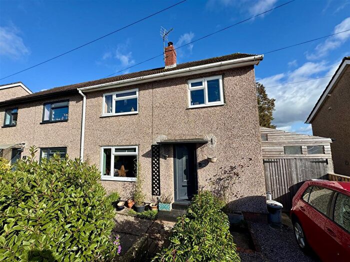 3 Bedroom Semi-Detached House For Sale In Ruffetts Close, Chepstow, NP16