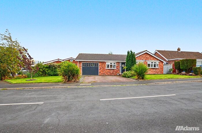 3 Bedroom Bungalow For Sale In Malpas Road, Higher Runcorn, WA7