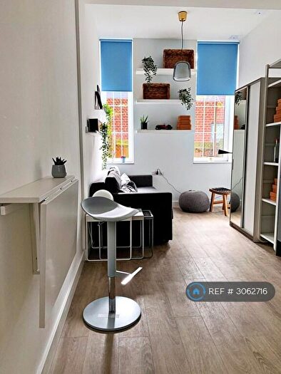 Studio To Rent In Church Way, Edgware, HA8