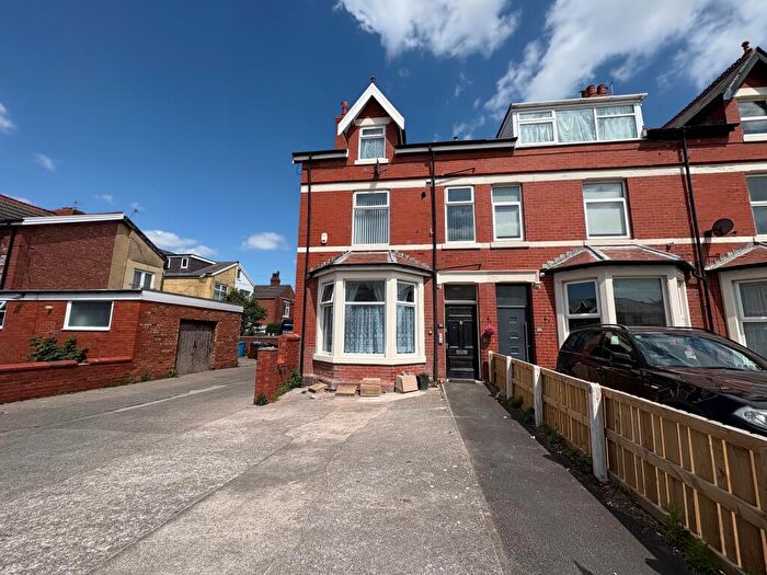 1 Bedroom Flat To Rent In St. Patricks Road South, Lytham St Annes, FY8