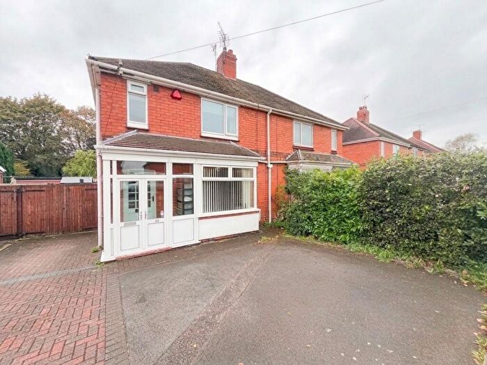 3 Bedroom Semi-Detached House To Rent In Skellingthorpe Road, Lincoln, LN6