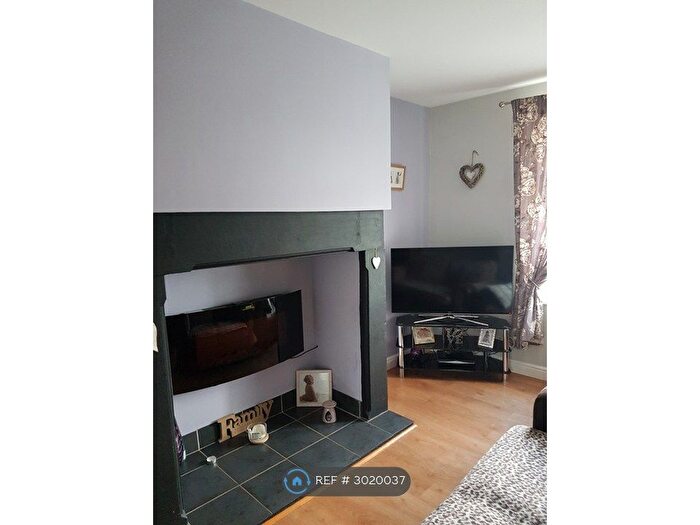 2 Bedroom Semi-Detached House To Rent In Consett Rd, Consett, DH8