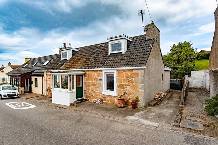 3 Bedroom Semi-Detached House For Sale In Castle Street, Tain, IV20