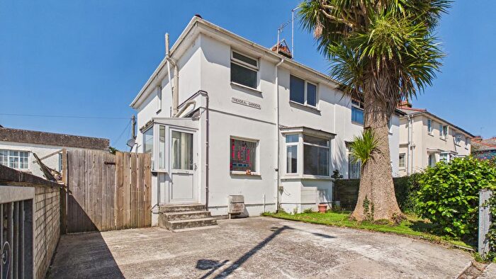 3 Bedroom Semi-Detached House For Sale In Trendeal Gardens, Penzance, TR18