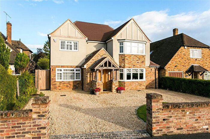 6 Bedroom Detached House For Sale In Mayflower Way, Farnham Common, SL2