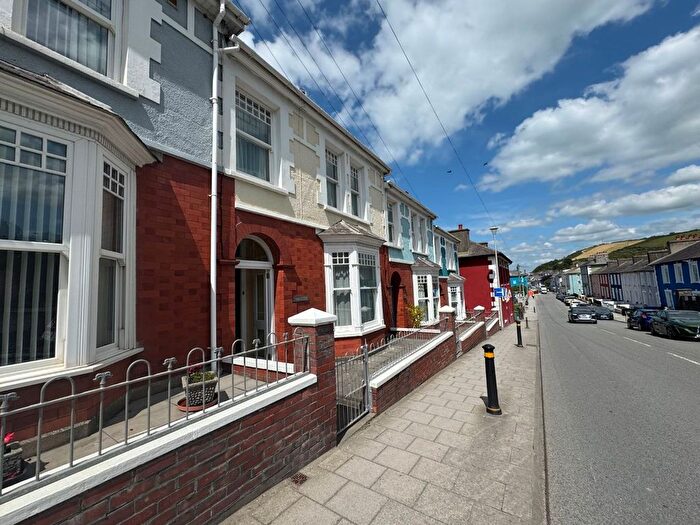3 Bedroom Town House For Sale In Belle Vue Gardens, Aberaeron, SA46