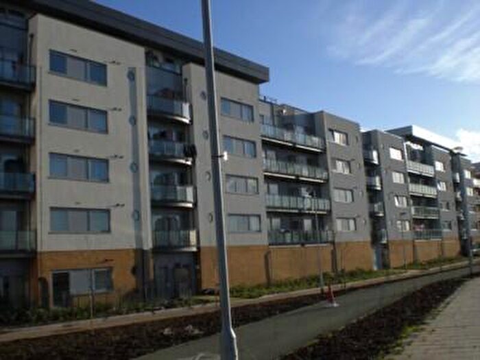1 Bedroom Apartment To Rent In Defence Close, West Thamesmead, SE28
