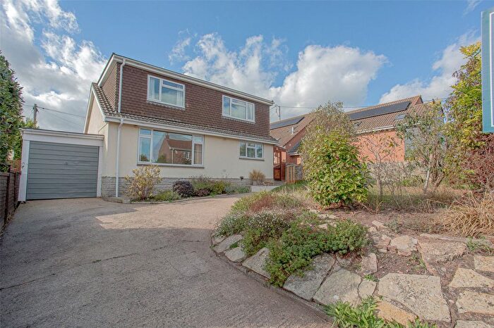 4 Bedroom Bungalow For Sale In Keens Lane, Othery, Somerset, TA7
