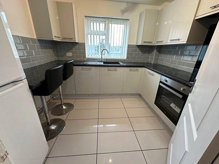 1 Bedroom Flat To Rent In Chideock Close, Poole, BH12