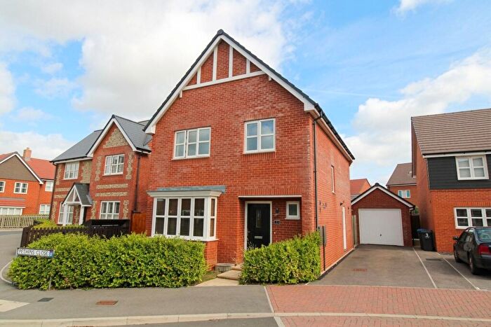 4 Bedroom Detached House For Sale In Pethins Close, Amesbury, SP4