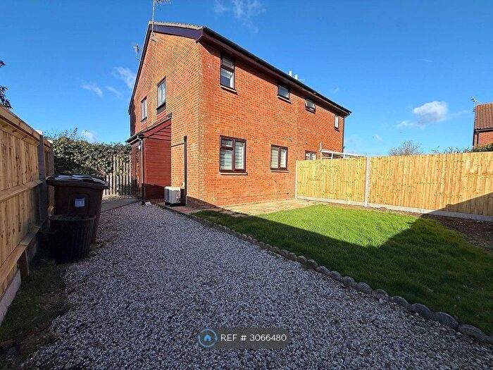 1 Bedroom Terraced House To Rent In The Briary, Bexhill-On-Sea, TN40
