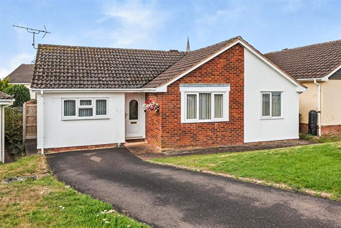 2 Bedroom Bungalow For Sale In Meadow View, Uffculme, Cullompton, EX15