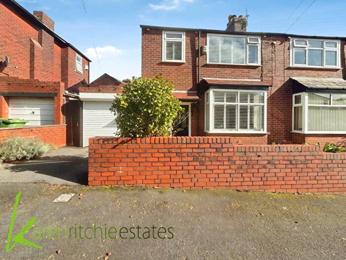3 Bedroom Semi-Detached House For Sale In Highfield Road, Bolton, BL1