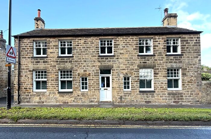 3 Bedroom Detached House For Sale In Harrogate Road, Harewood, Leeds, LS17