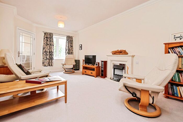 1 Bedroom Flat For Sale In Quinton Lane, Quinton, Birmingham, B32