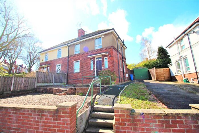2 Bedroom House To Rent In Greenhill Avenue, Sheffield, S8