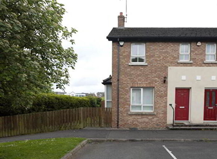 3 Bedroom TownHouse To Rent In Castle Lane Mews, Craigavon, BT67