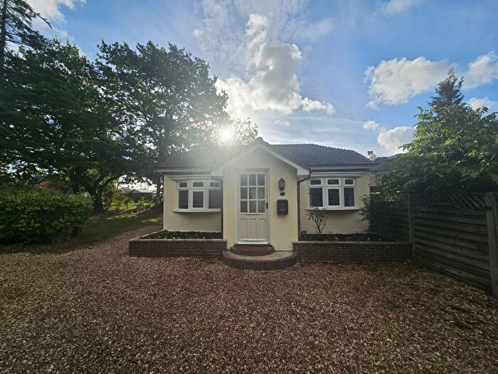 2 Bedroom Bungalow To Rent In The Nest, Poole, BH16