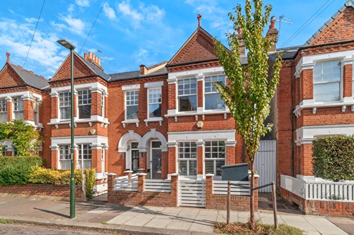 4 Bedroom Semi-Detached House For Sale In Rectory Road, Barnes, London, SW13