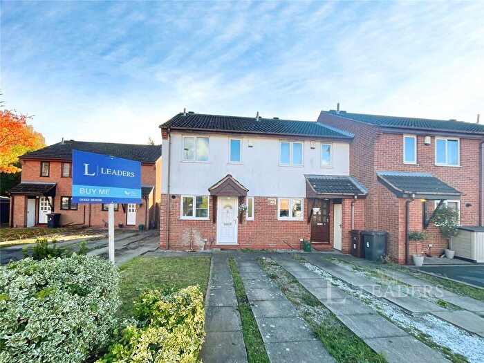 2 Bedroom Town House For Sale In Lathbury Close, Derby, Derbyshire, DE21