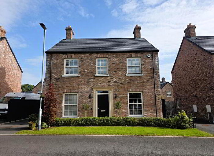 4 Bedroom Detached House For Sale In Foxleigh Wood, Craigavon, BT67
