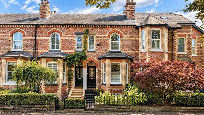 3 Bedroom Terraced House For Sale In Linden Avenue, Altrincham, WA15