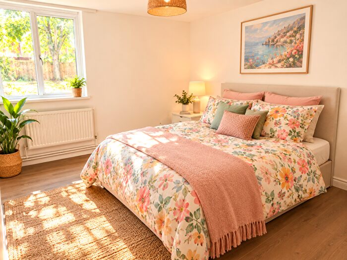 2 Bedroom Flat To Rent In Flat, Dorset Court, Copley Close, London, W7