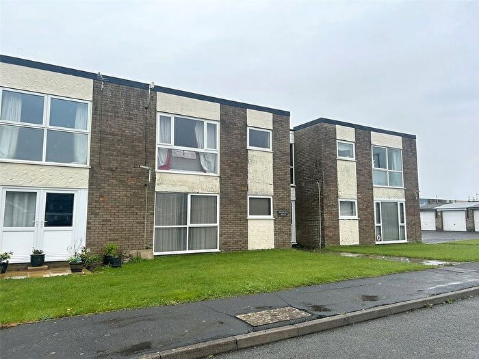 2 Bedroom Flat For Sale In Tywyn, Gwynedd, LL36