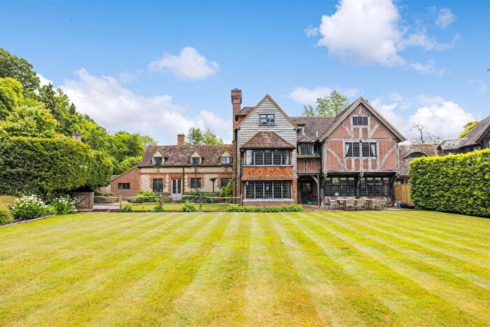 6 Bedroom House To Rent In Mill Lane, Witley, GU8