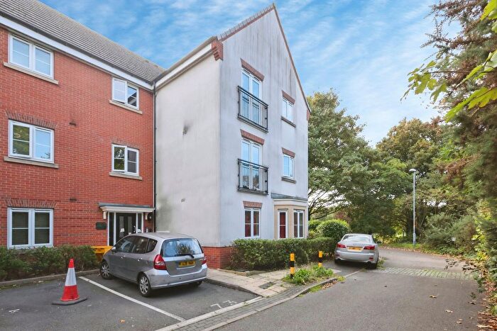 2 Bedroom Flat For Sale In Monastery Drive, Erdington, Birmingham, West Midlands, B23