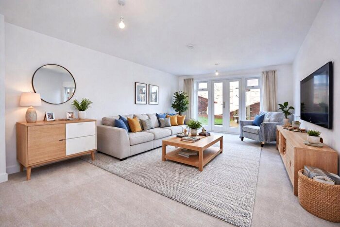 4 Bedroom Detached House For Sale In Old Ashford Road, Lenham, Kent, ME17