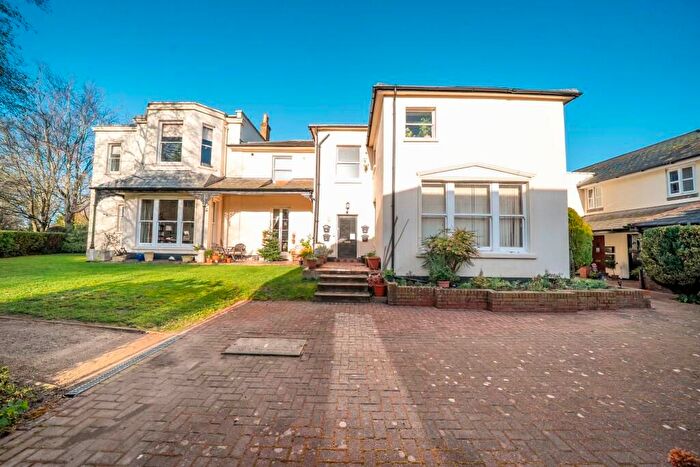 1 Bedroom Flat For Sale In Weyhill Lodge, Andover, SP11