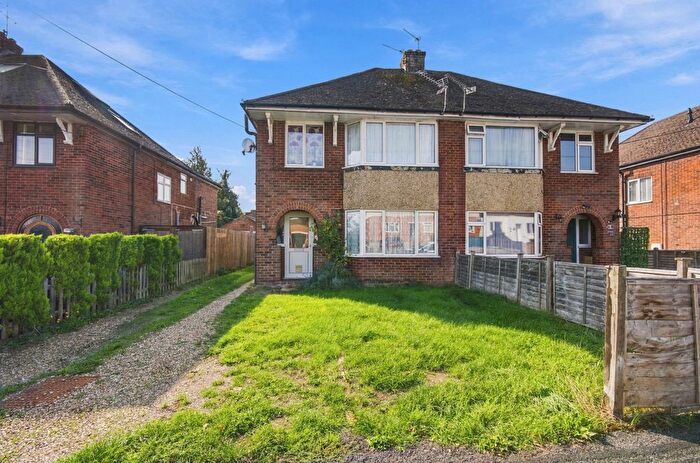 1 Bedroom Flat For Sale In Tollgate Road, Andover, SP10