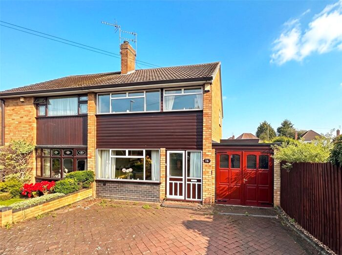 3 Bedroom Semi-Detached House For Sale In Harwin Close, Claregate, Wolverhampton, West Midlands, WV6