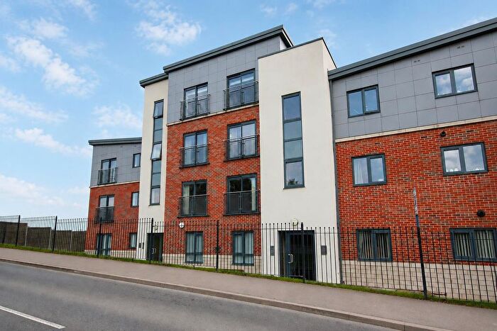 2 Bedroom Flat For Sale In Brooke Court, Auckley, DN9