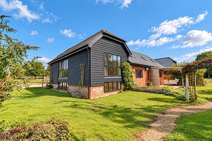 5 Bedroom Barn Conversion To Rent In Liberty Road, Newtown, Fareham, PO17