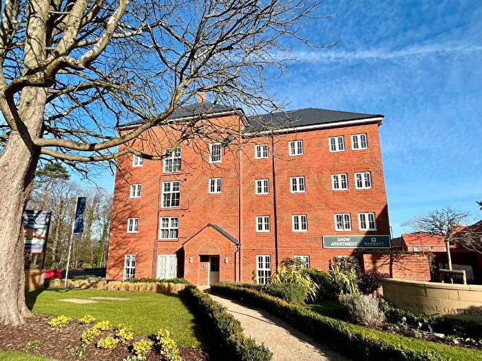 2 Bedroom Flat To Rent In Charteris Close, Wellesley, Aldershot, Hampshire, GU11