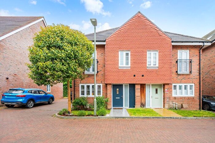 3 Bedroom Semi-Detached House For Sale In Beatrice Square, Tadworth, KT20
