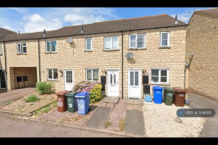 2 Bedroom Terraced House To Rent In Avocet Way, Bicester, OX26