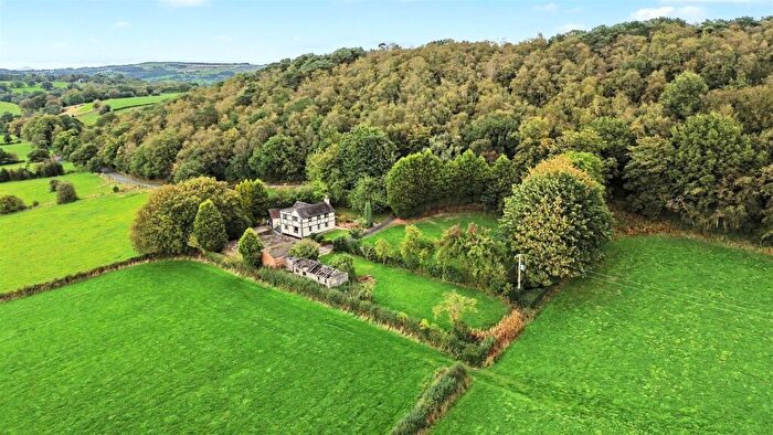 4 Bedroom Detached House For Sale In Dunwood Lane, Longsdon, ST9