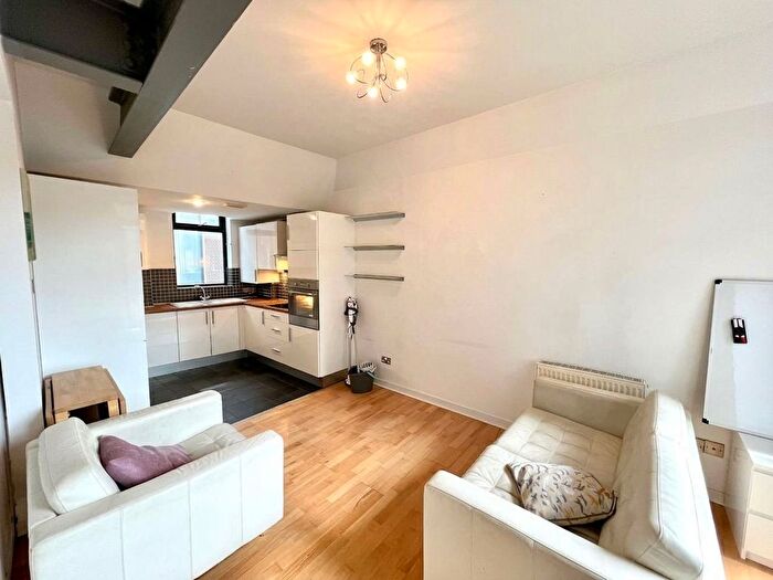 2 Bedroom Flat To Rent In New Wakefield Street, Manchester, M1