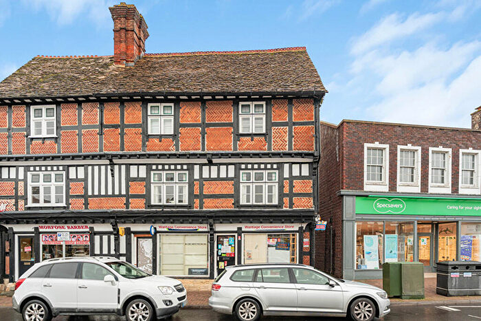 1 Bedroom Apartment For Sale In Market Place, Wantage, OX12