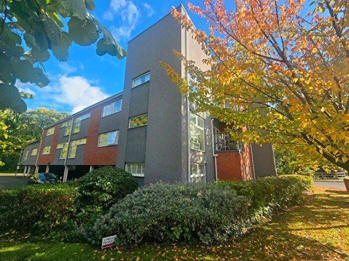 2 Bedroom Flat For Sale In Gawer Court, Gawer Park, Cheshire, CH1