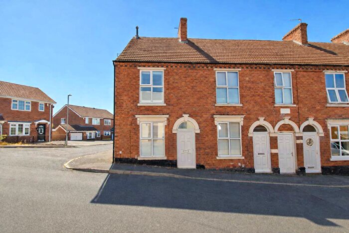 2 Bedroom End Of Terrace House For Sale In Hill Street, Upper Gornal, DY3