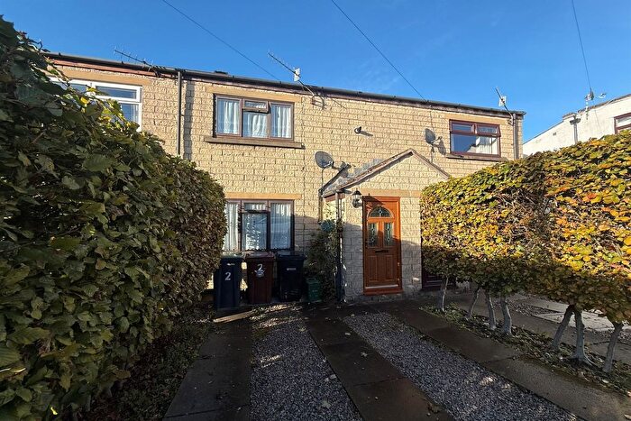 2 Bedroom Terraced House To Rent In The Cottages, Eccles Road, Chapel-En-Le-Frith, SK23