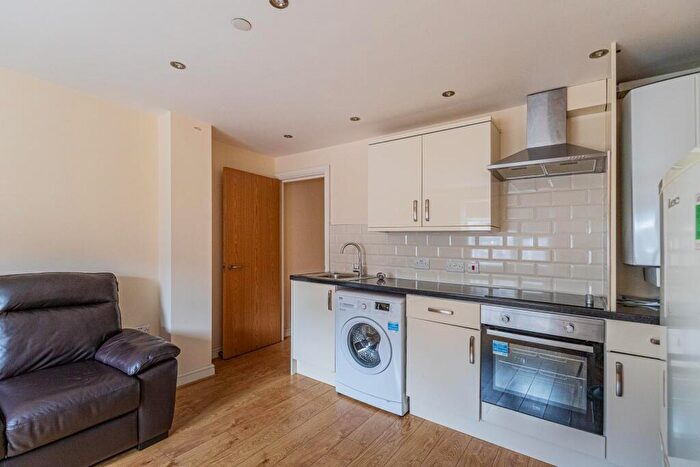 2 Bedroom Private Hall To Rent In North Road, Gabalfa, CF14