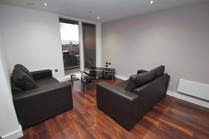 2 Bedroom Apartment To Rent In Cambridge Street, Manchester, M1