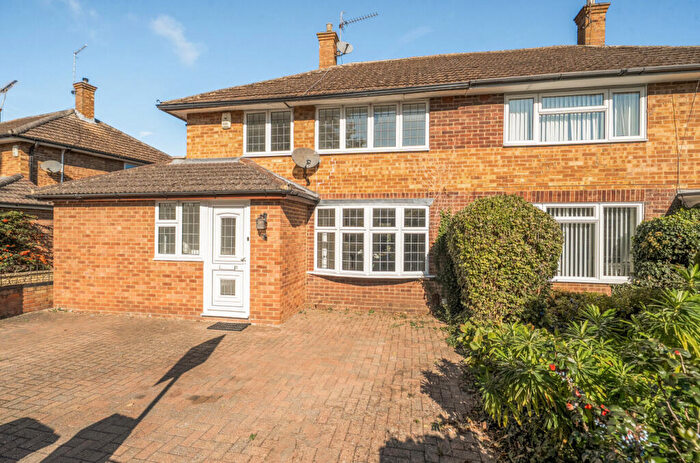 3 Bedroom Semi-Detached House For Sale In Walpole Road, Old Windsor, Windsor, SL4